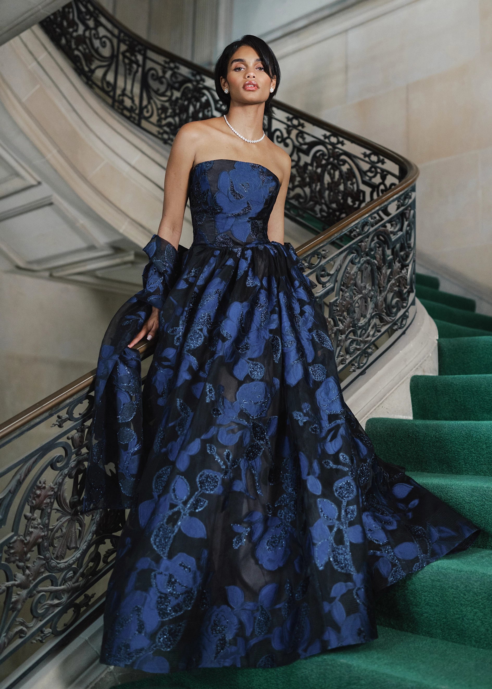 Splendor | Romantic Black Label Gown | Anne Barge Splendor | Romantic Black Label Gown | Anne Barge