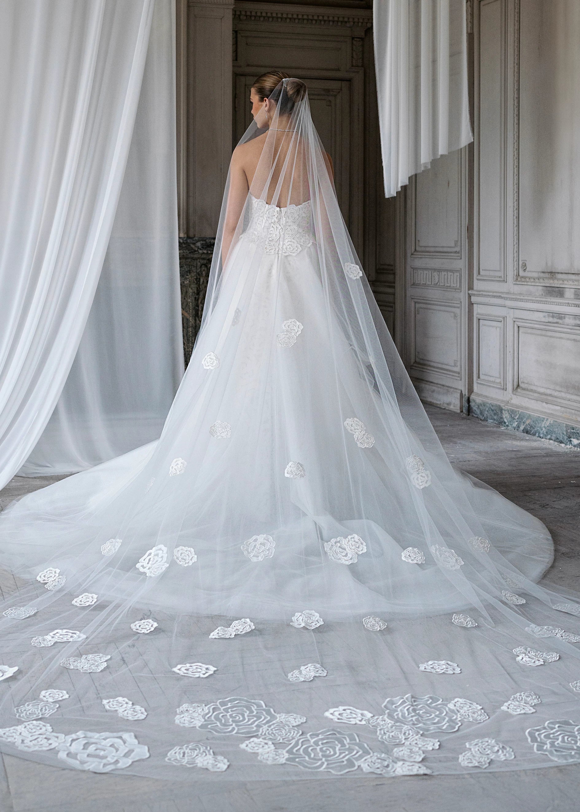 chinese dress ladies McKinley Veil