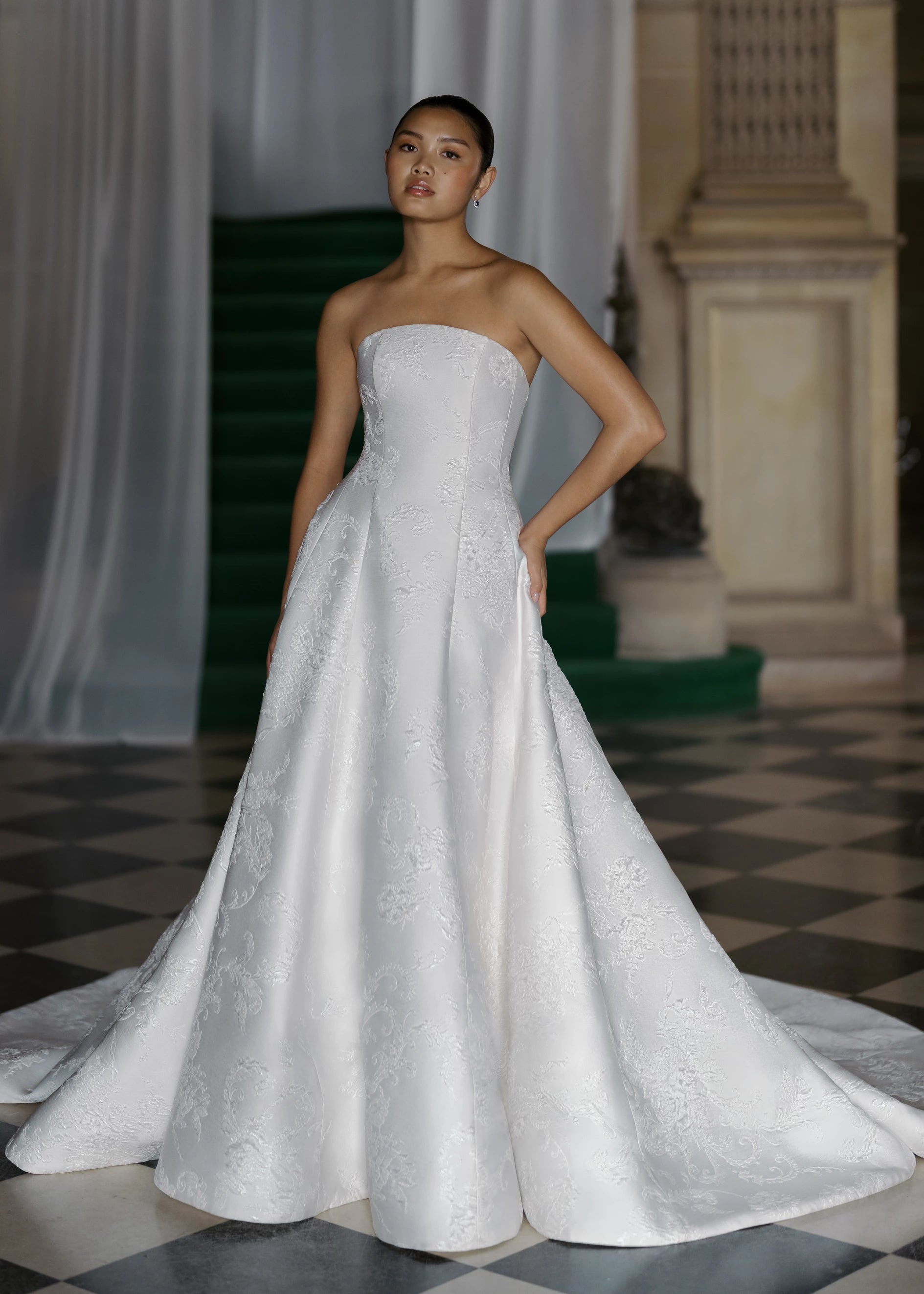 How Many Cigarettes In One Juul Pod Penn Wedding Dress | Arched Strapless A-Line Gown How Many Cigarettes In One Juul Pod Penn Wedding Dress | Arched Strapless A-Line Gown