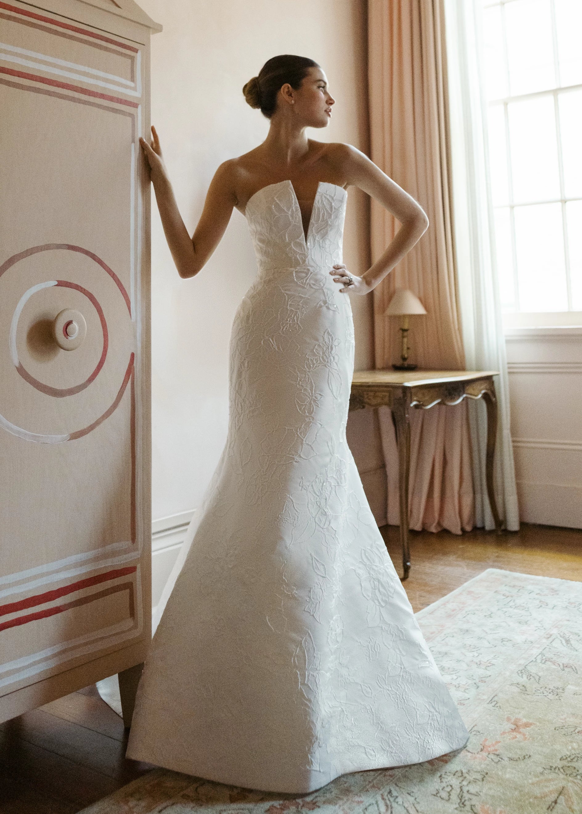 Tori Wedding Dress | Trumpet & Notched Gown | Anne Barge Tori Wedding Dress | Trumpet & Notched Gown | Anne Barge