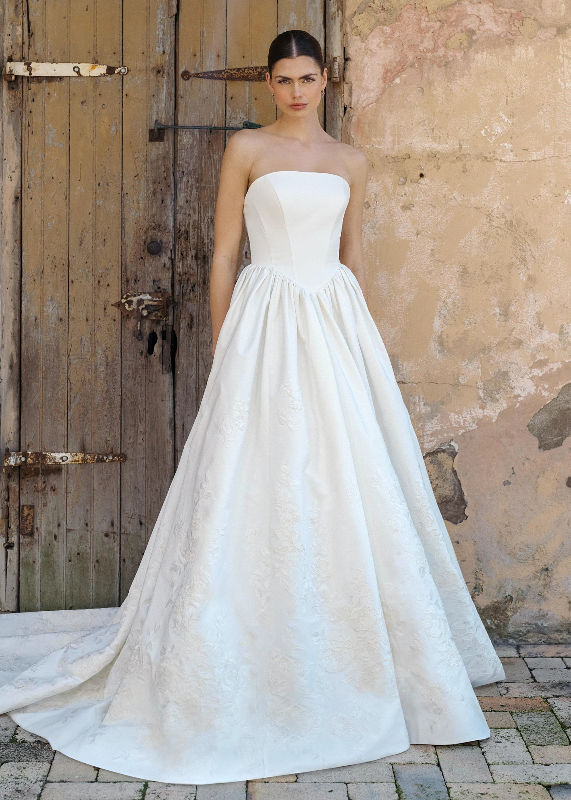 St. Charles Wedding Dress | Blue Willow Collection | Anne Barge St. Charles Wedding Dress | Blue Willow Collection | Anne Barge