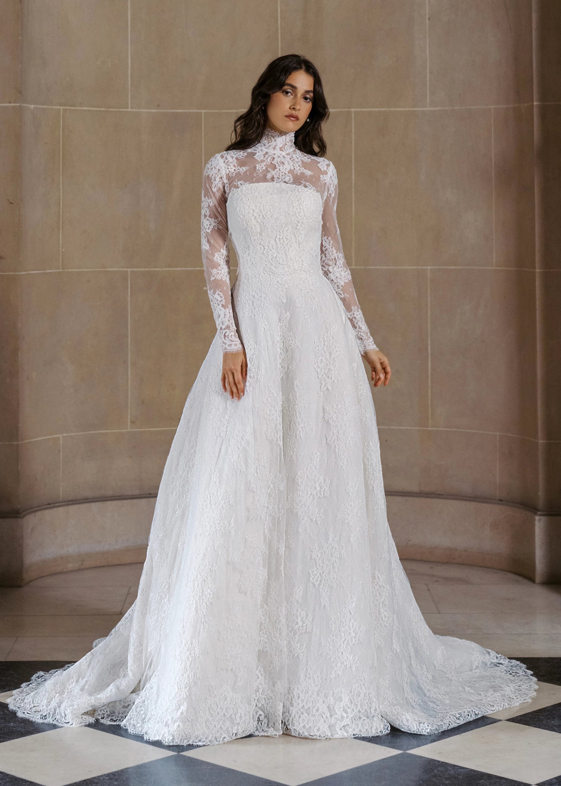 Graham | Blue Willow Arched Strapless Ballgown | Anne Barge Graham | Blue Willow Arched Strapless Ballgown | Anne Barge