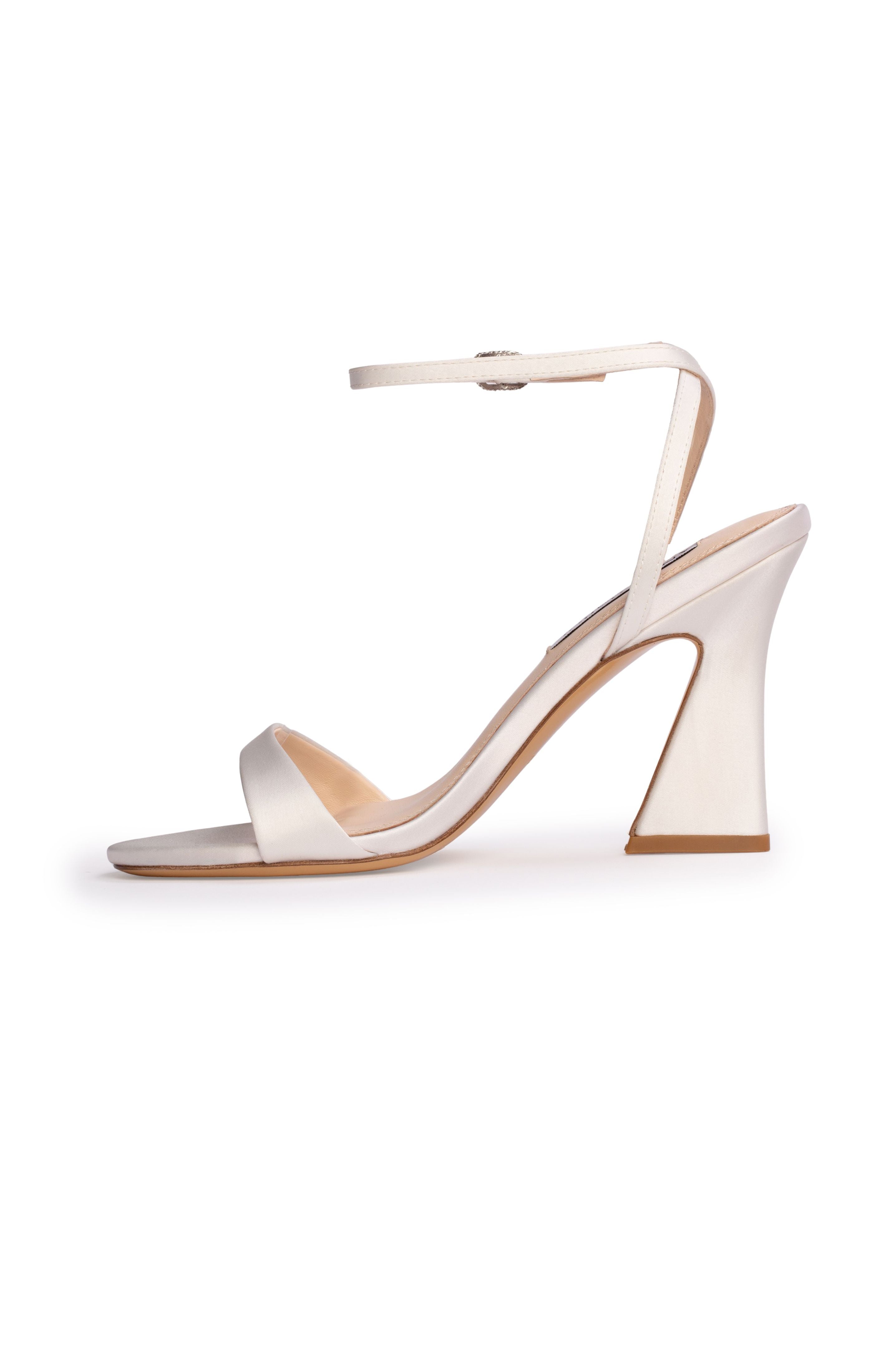 Muse In White, Champagne, Blue & Black